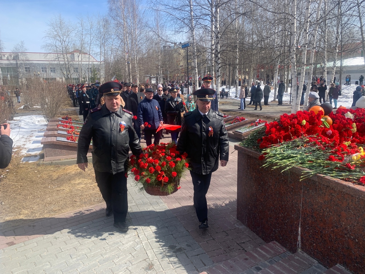 Руководство и личный состав ОМВД России по Белоярскому району принял участие в торжественных мероприятиях, посвященных празднованию Дня Победы