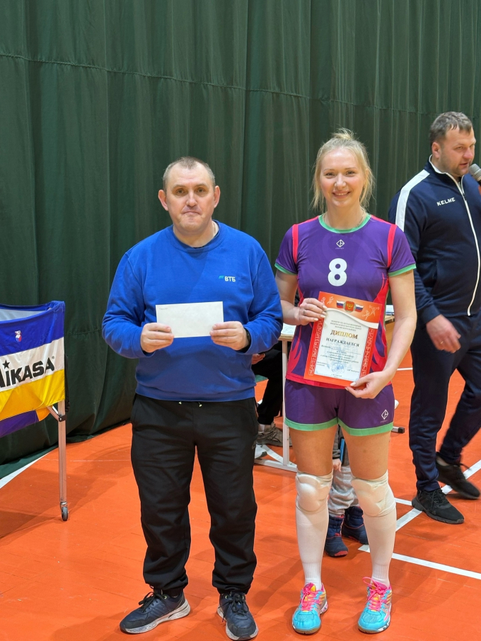 ВОЛЕЙБОЛИСТКИ ПОКАЗАЛИ КРАСИВУЮ ИГРУ