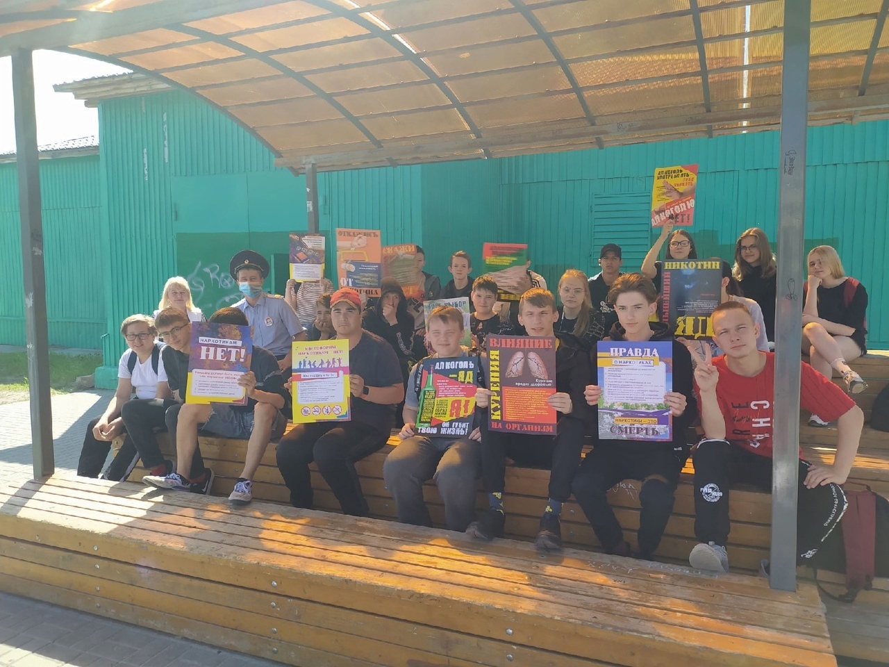 Белоярские полицейские провели с подростками профилактическую беседу