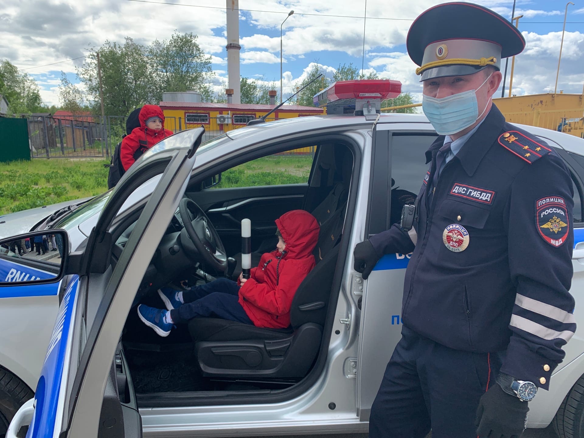 Поздравление главы Белоярского района с 85-летием ГИБДД-ГАИ в системе МВД