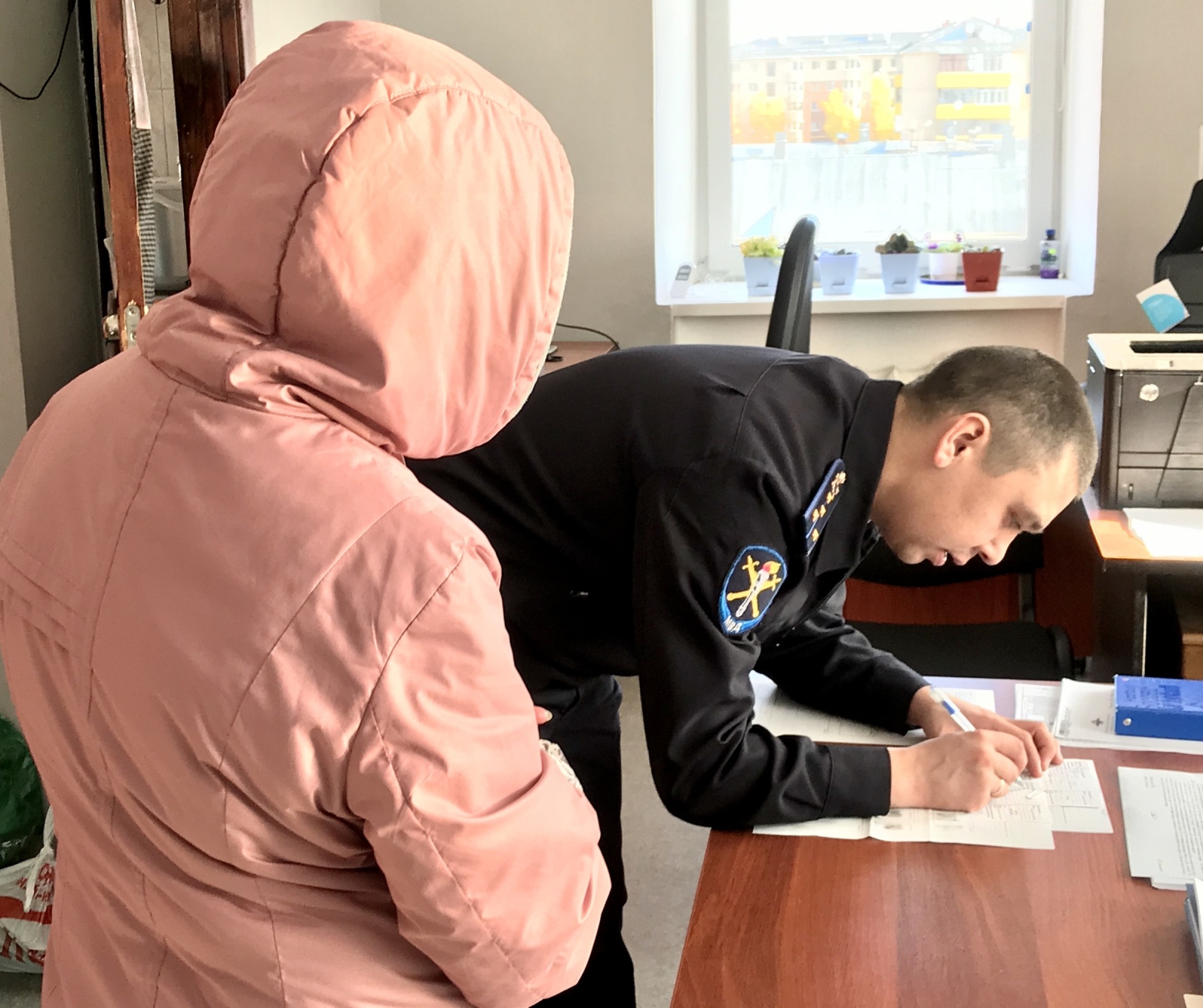  В Белоярском участковые уполномоченные полиции установили подозреваемую в краже норковой шубы