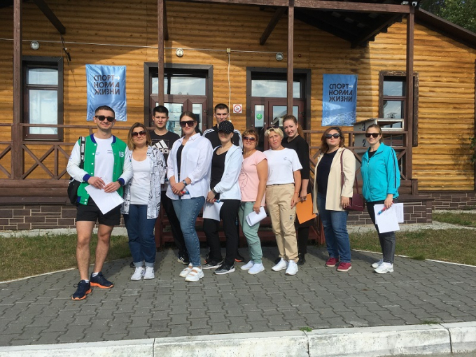 "В МИР ЗНАНИЙ!" С РАДОСТЬЮ