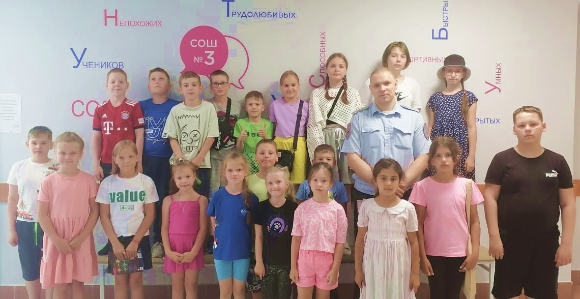 Правовые беседы проводят инспекторы ОДН и общественники Белоярского в рамках акции «Каникулы с Общественным советом»