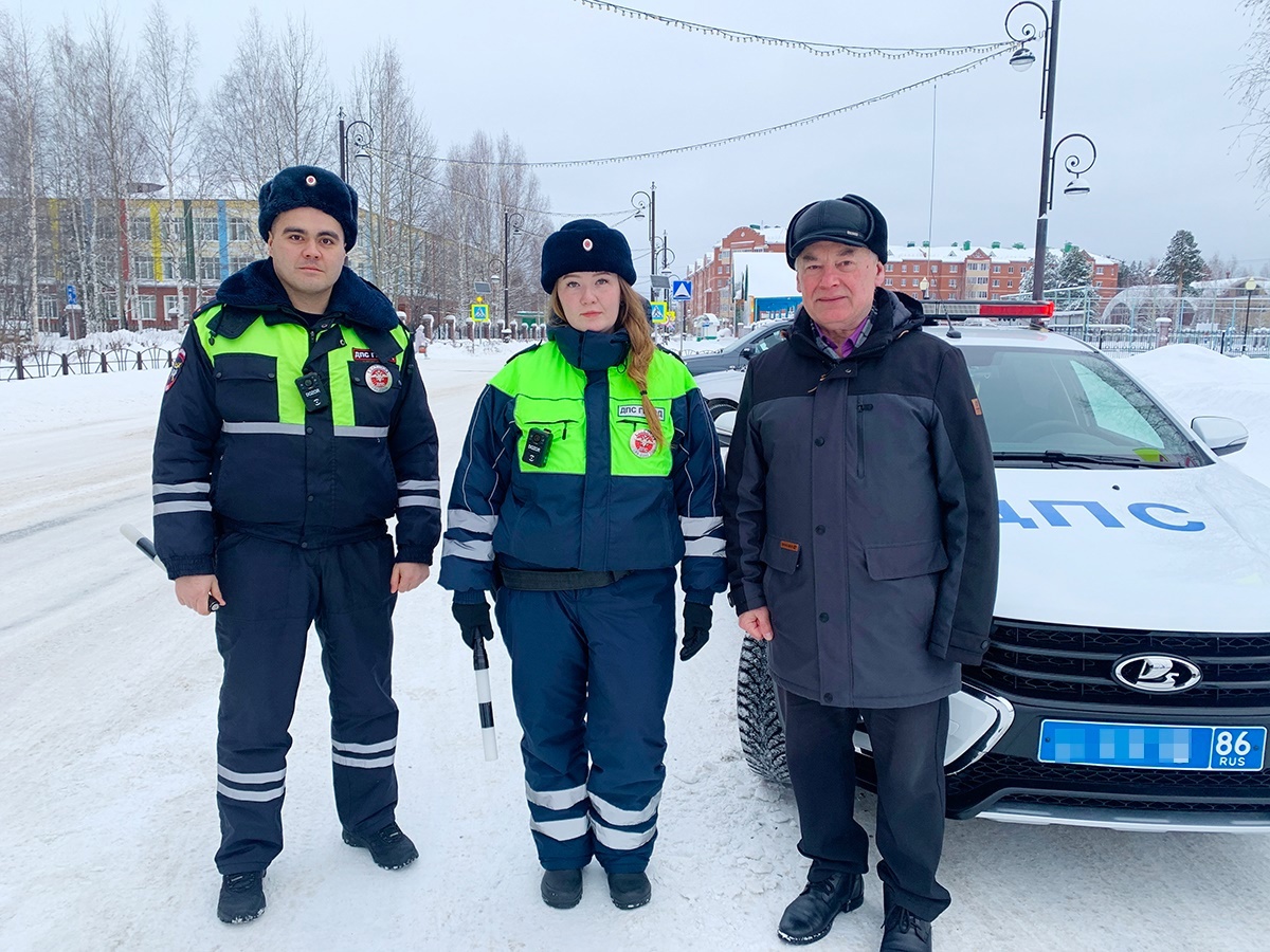 В Белоярском общественники проверили работу нарядов ДПС