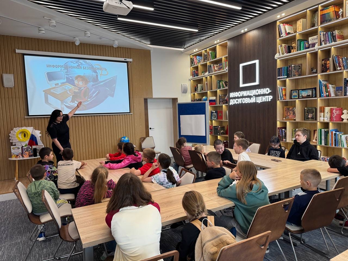 В Белоярском полицейские и общественники проводят полезные «Каникулы с Общественным советом»