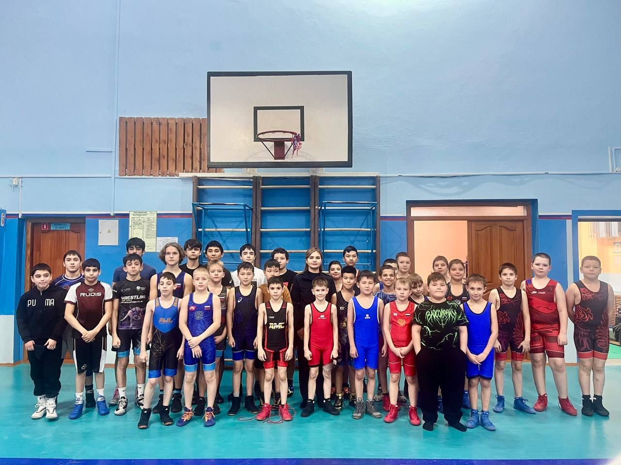 28 ноября 2025 В Белоярском полицейские и общественники рассказали об ответственности юным спортсменам