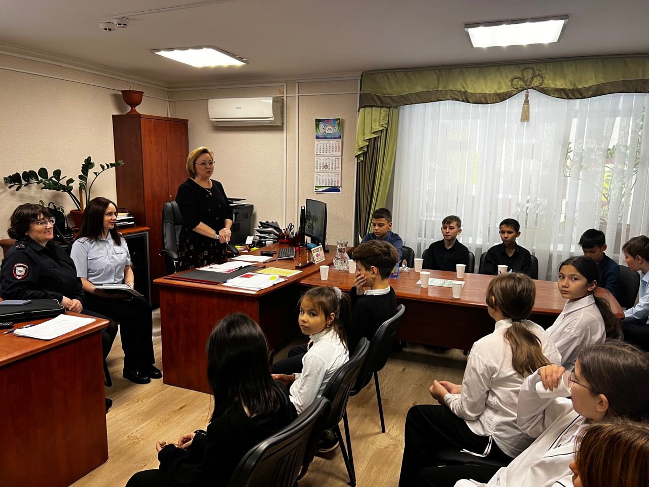 Полицейские и общественники Белоярского рассказали подросткам об их правах и обязанностях