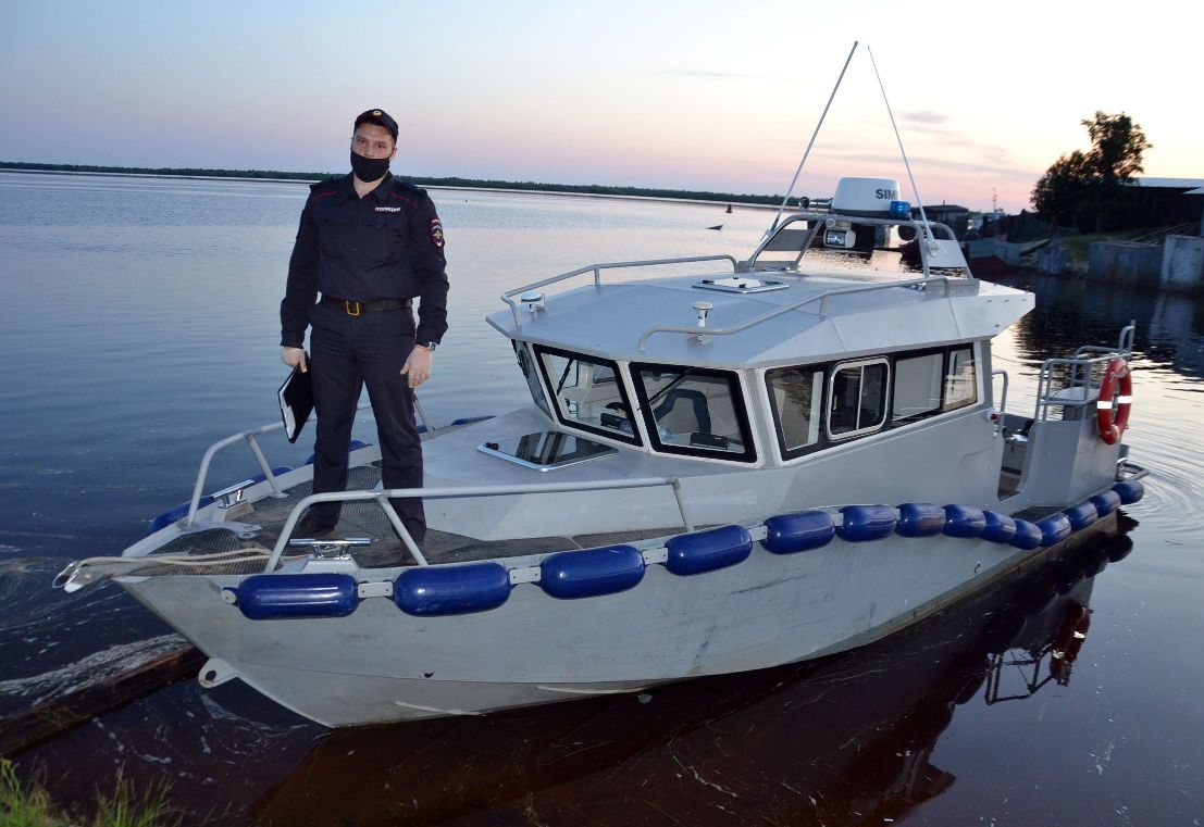 Приглашаем на службу в полицию